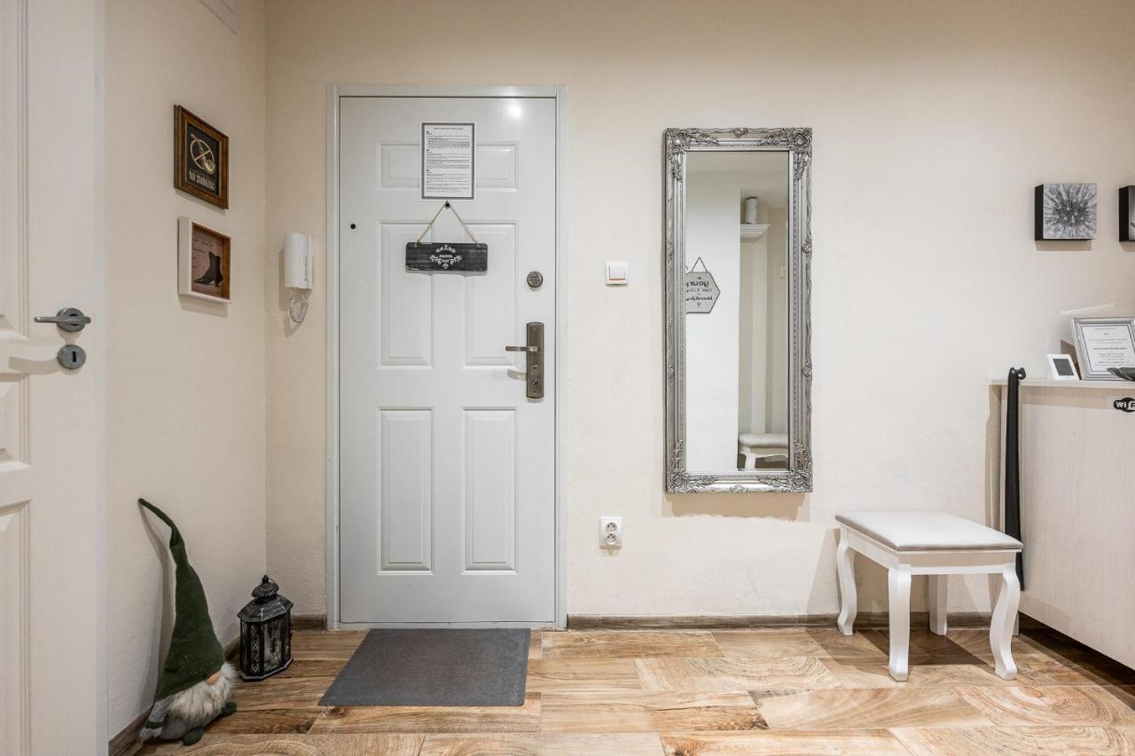 Old Town Apartment Podtatranskeho Кошице Экстерьер фото